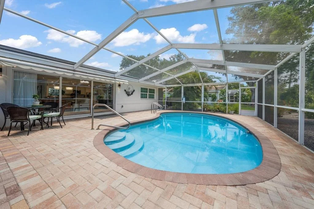 Photo of 407 HARBOR VIEW LANE