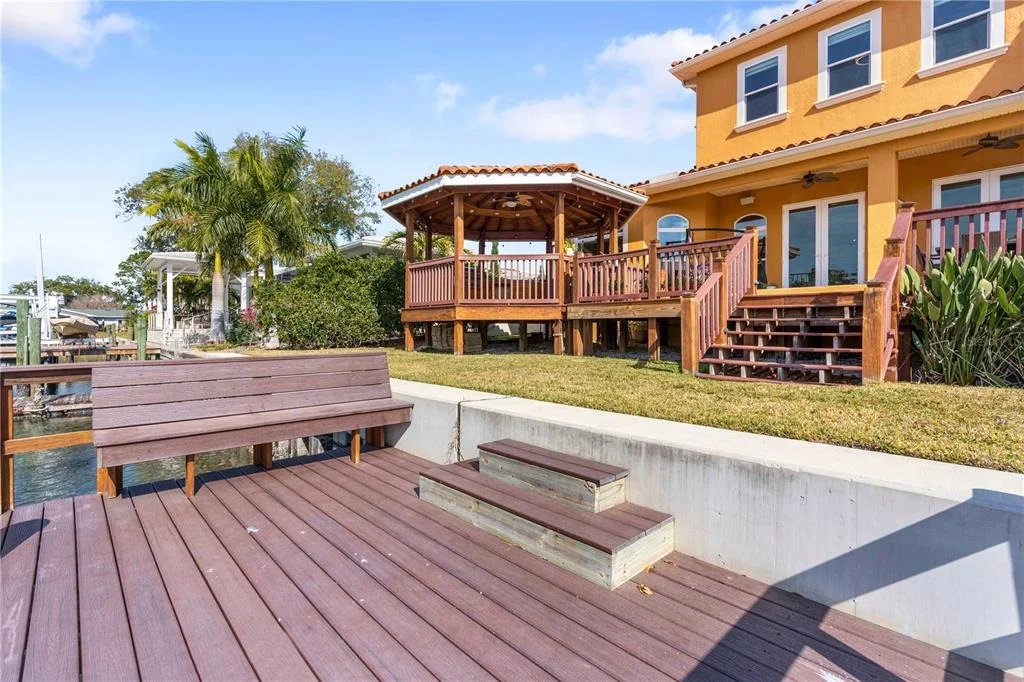 Photo of 3952 VERSAILLES DRIVE