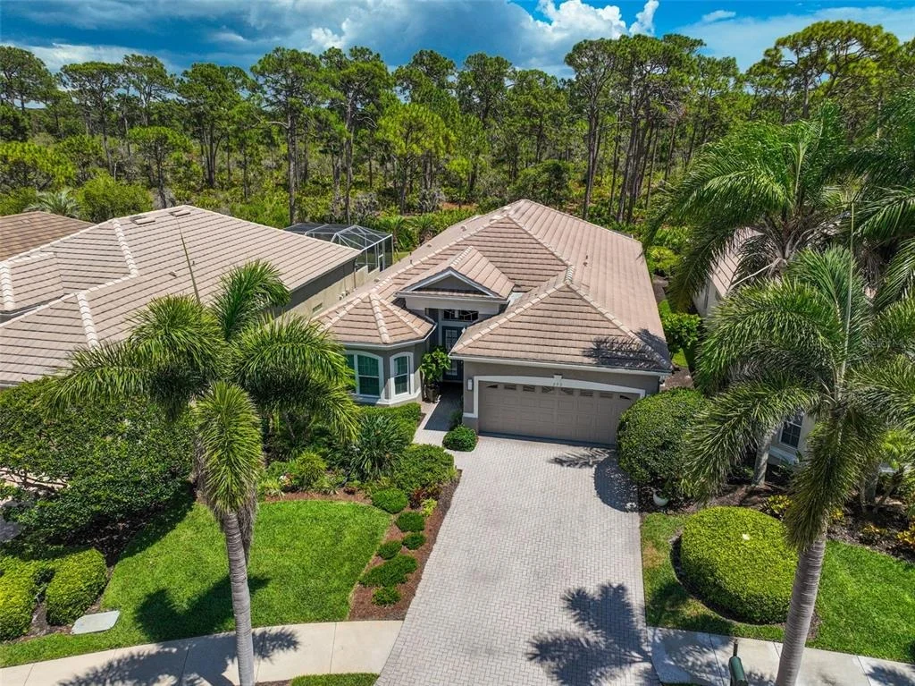 Photo of 293 TURQUOISE LANE