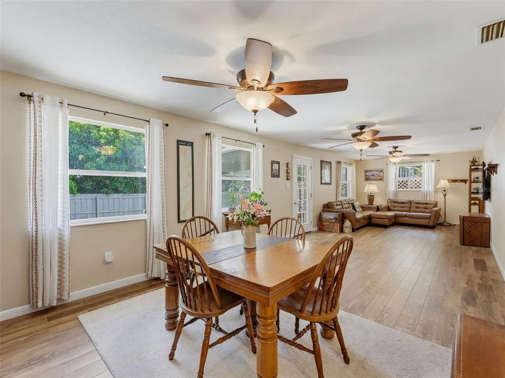Photo of 1575 JASMINE WAY