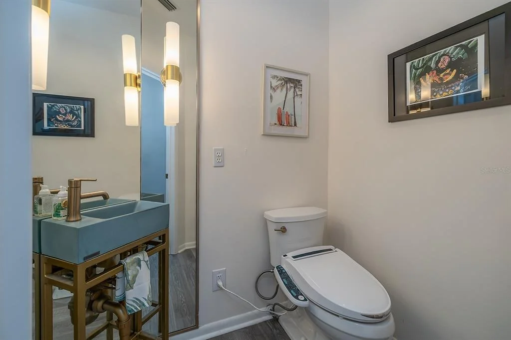 Photo of 101 N ST ANDREWS DRIVE