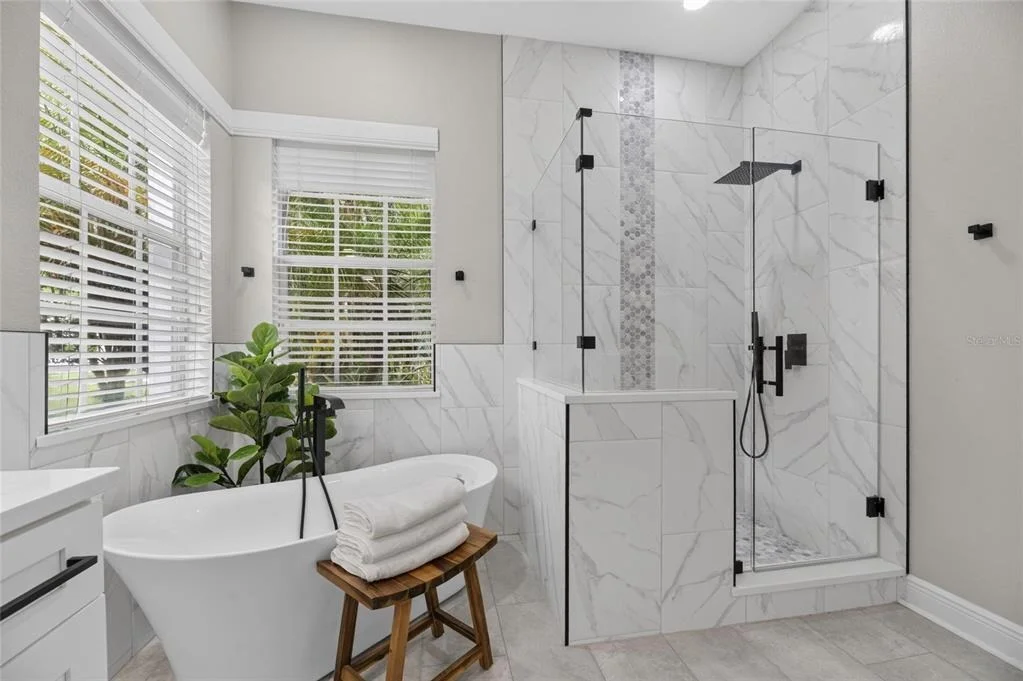 Photo of 435 MANNS HARBOR DRIVE