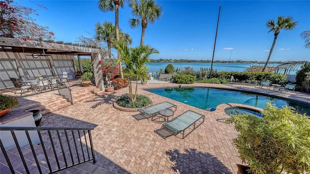 Photo of 2116 CASEY KEY ROAD
