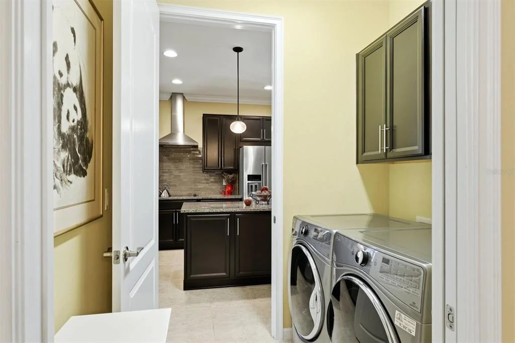 Photo of 3681 DIVOT LANE