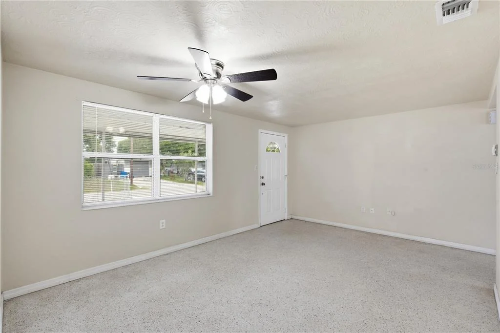 Photo of 2122 HOLIDAY DRIVE
