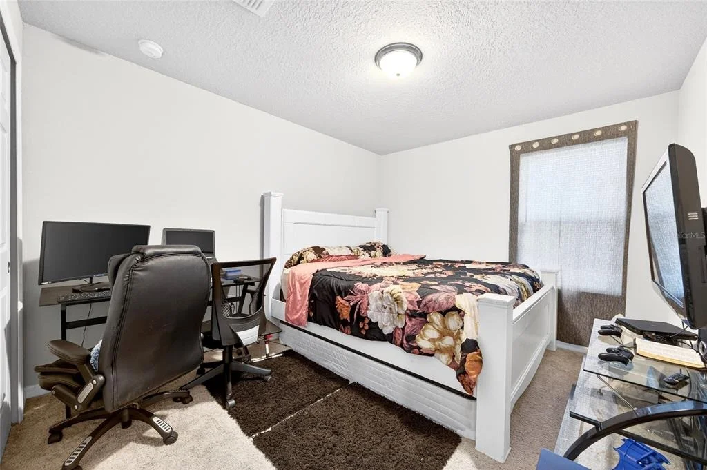 Photo of 953 CAMBRIDGE DRIVE