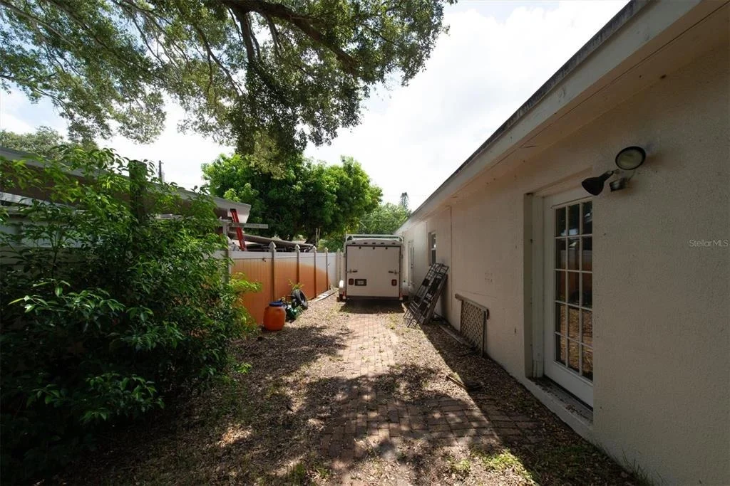 Photo of 12812 LAKE DRIVE