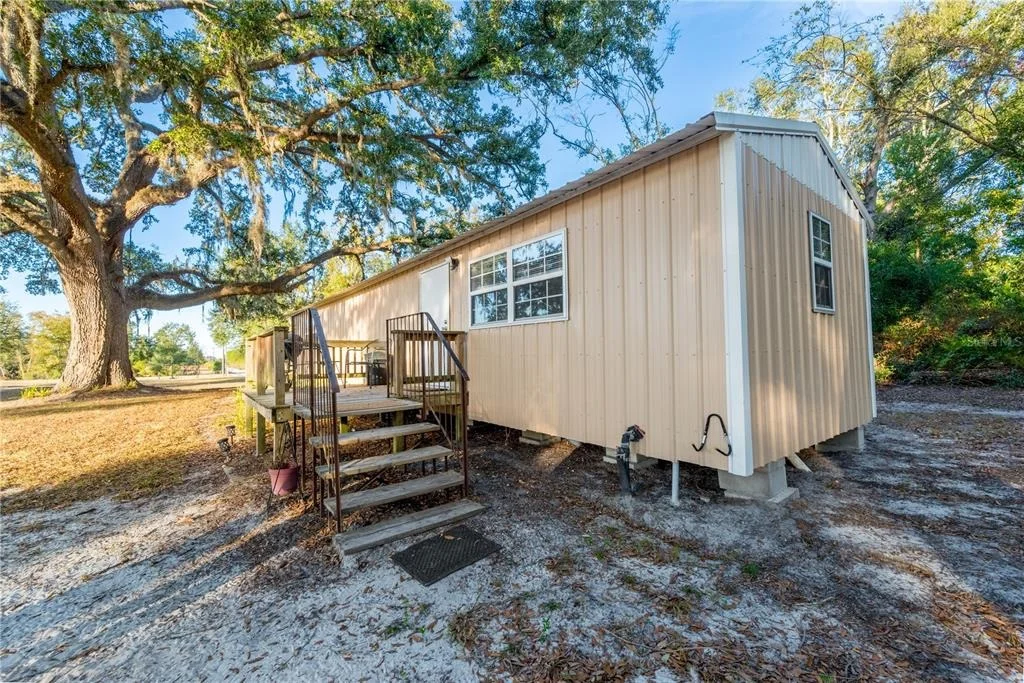 Photo of 18708 COUNTY ROAD 250