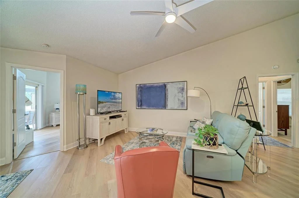 Photo of 6604 STONE RIVER ROAD
