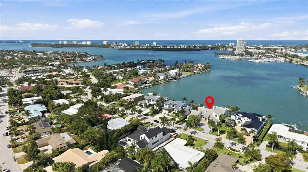 Photo of 216 BIRD KEY DRIVE