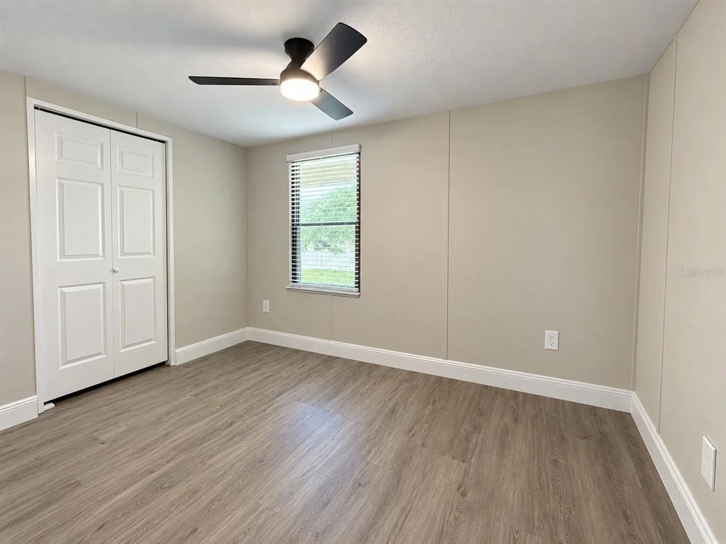 Photo of 4808 ROLLINGLEN LOOP W