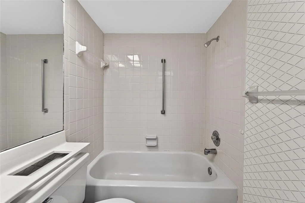 Photo of 2369 BEVERLY DRIVE