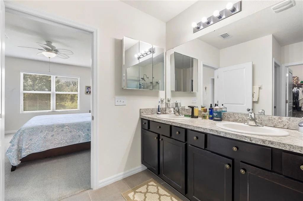 Photo of 10527 PARK MEADOWBROOKE DRIVE