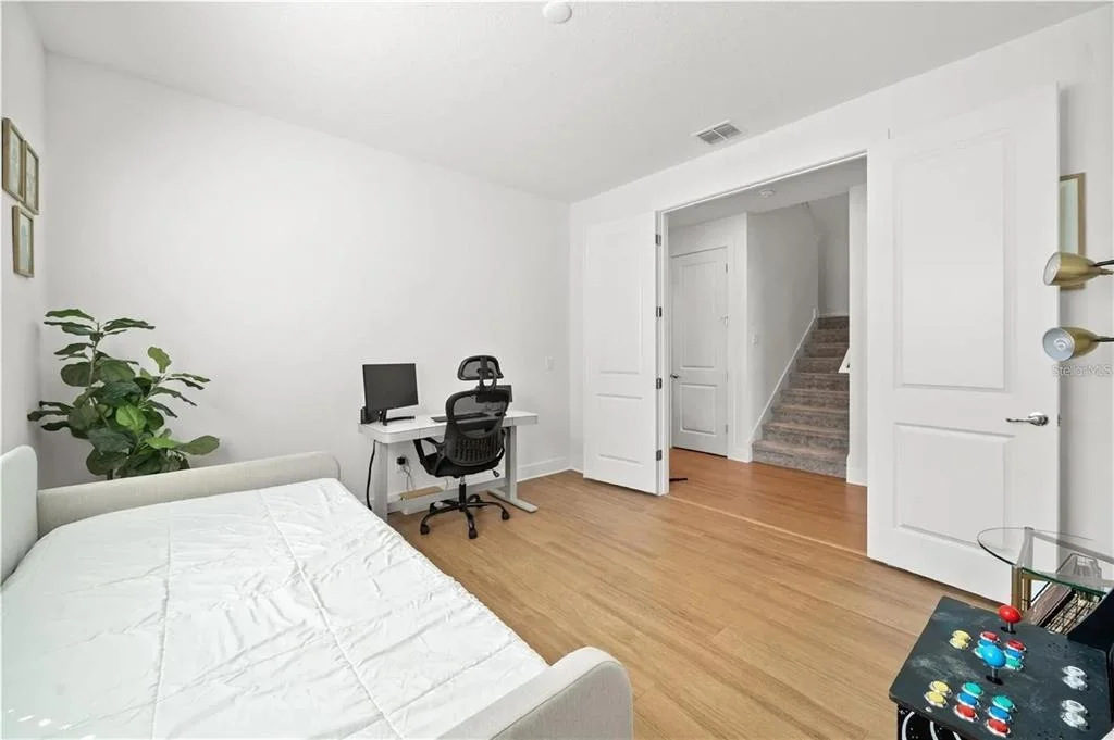 Photo of 6019 FOREST PERCH DRIVE