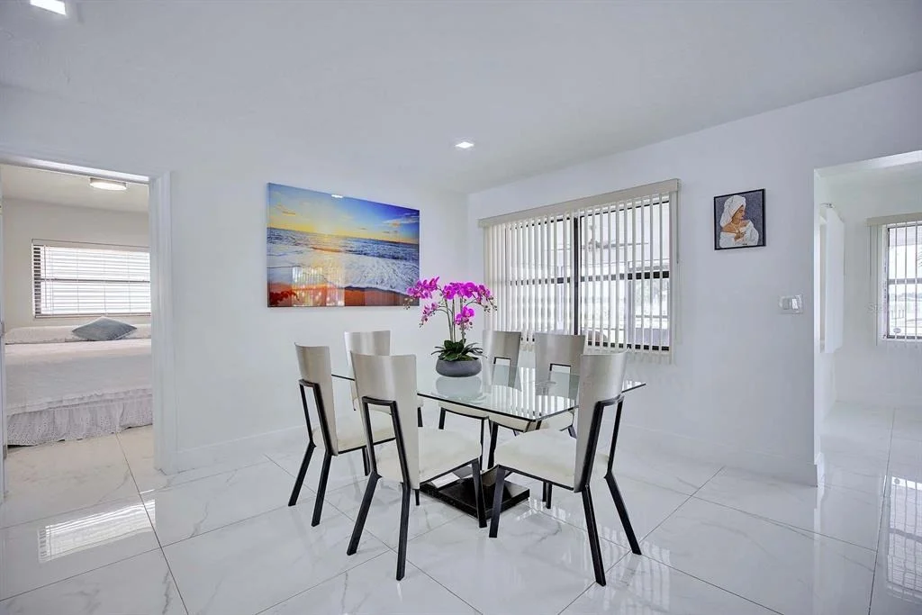 Photo of 4160 LAKEVIEW DRIVE