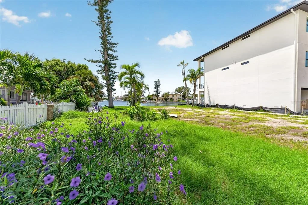 Photo of 331 BOCA CIEGA DRIVE