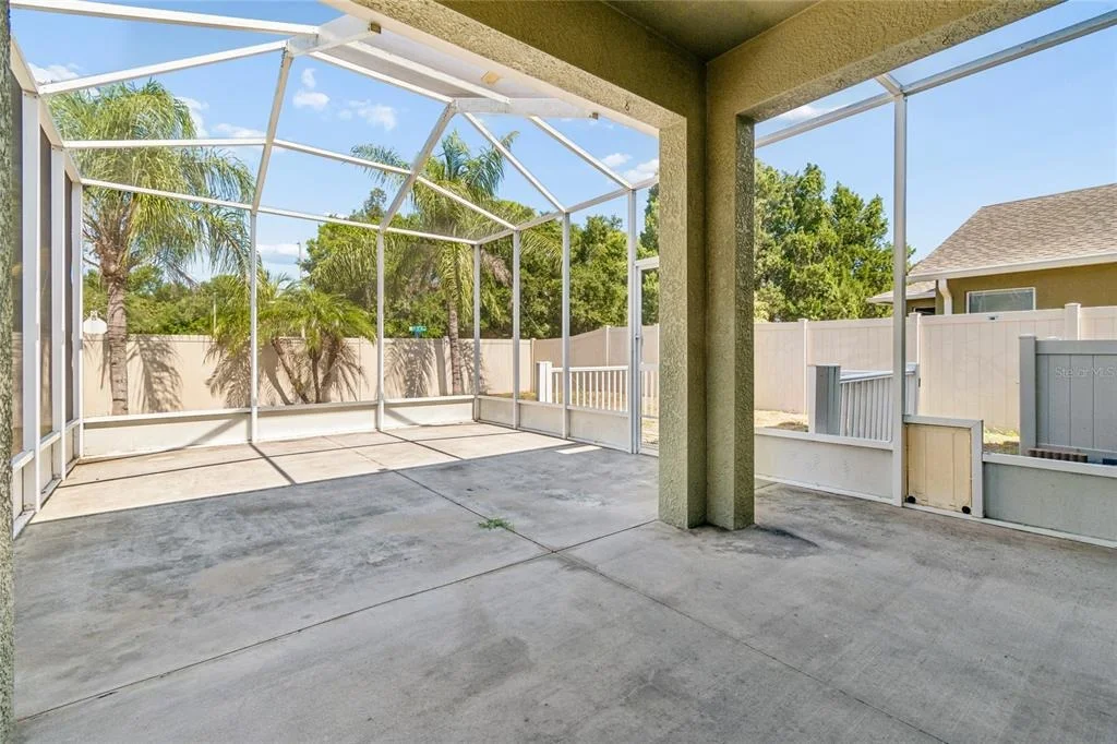 Photo of 915 WINDTON OAK DRIVE