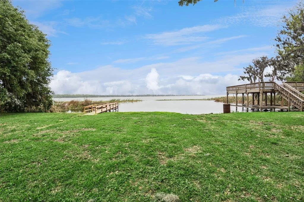 Photo of 2316 N GRIFFIN DRIVE