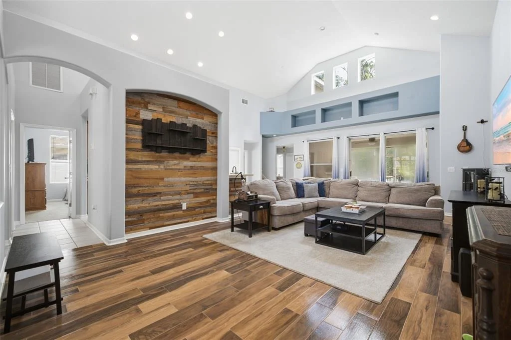 Photo of 6846 PINE SPRINGS