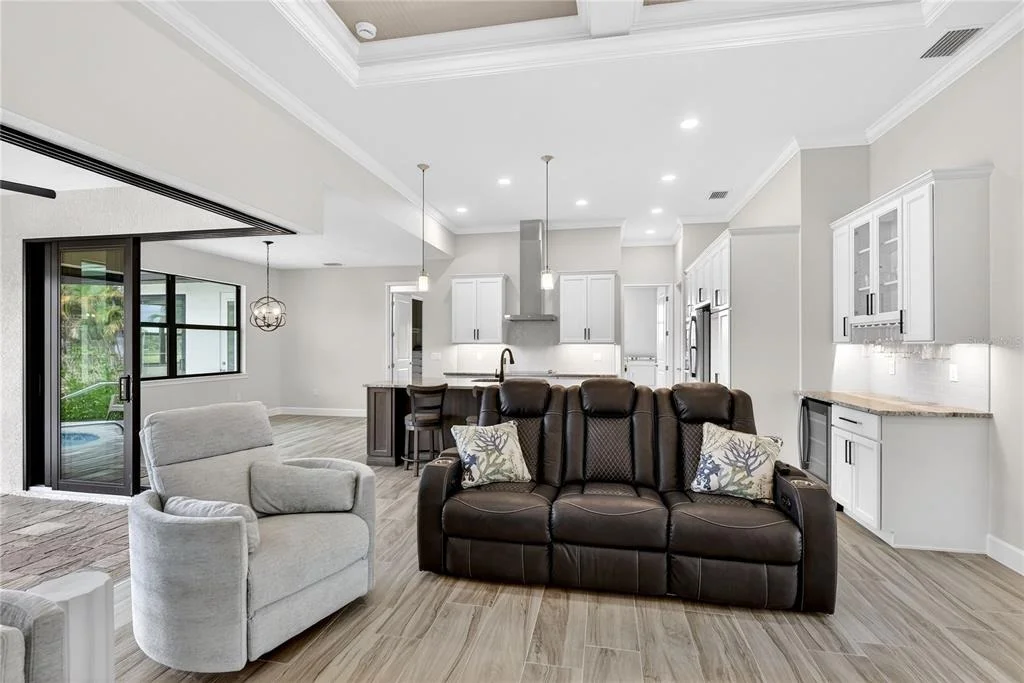 Photo of 609 MONACO DRIVE
