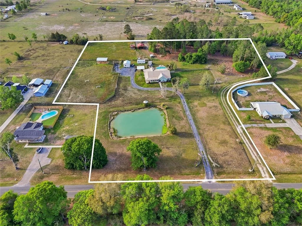 Photo of 6864 NW COUNTY ROAD 229A