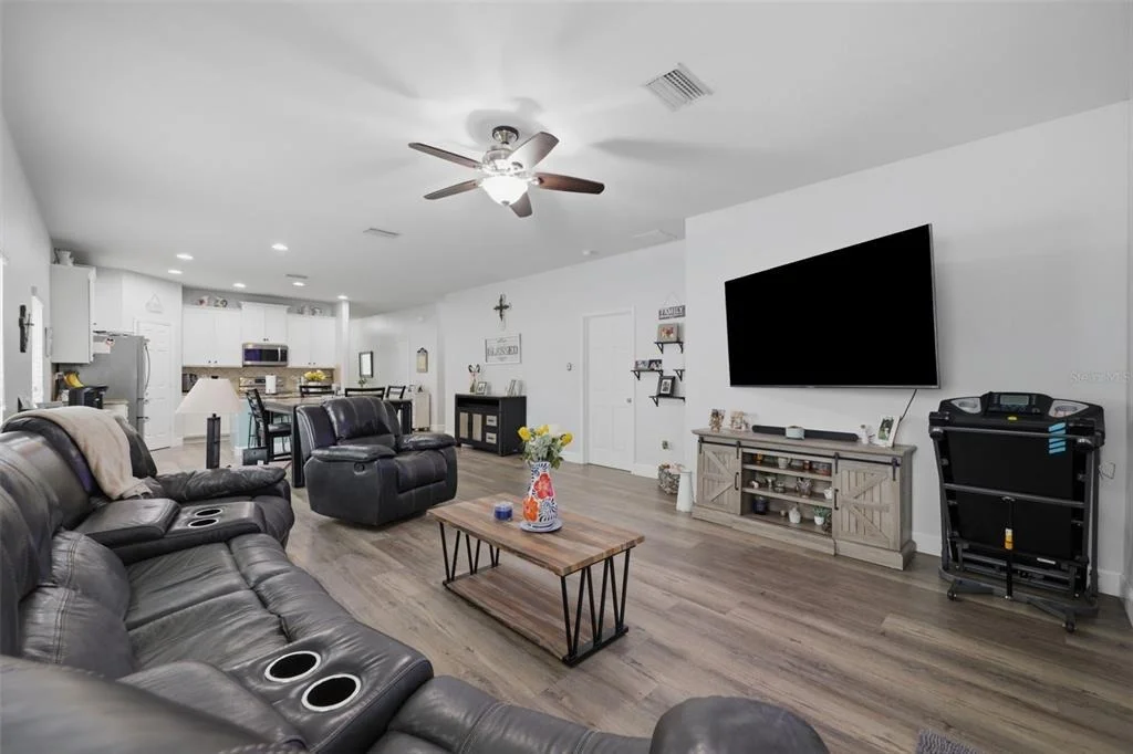 Photo of 2814 MAPLE BROOK LOOP
