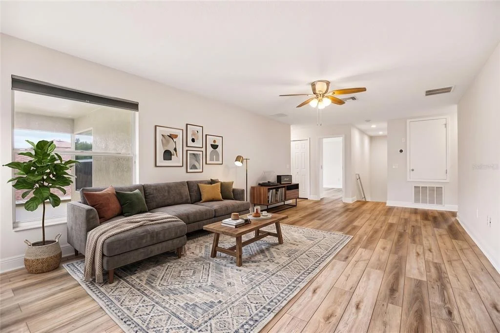 Photo of 5903 CAPE LOOP