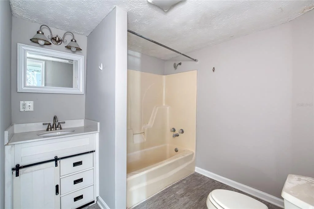 Photo of 4416 BEVERLY AVENUE