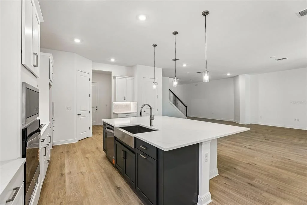 Photo of 14341 CREST PALM AVENUE