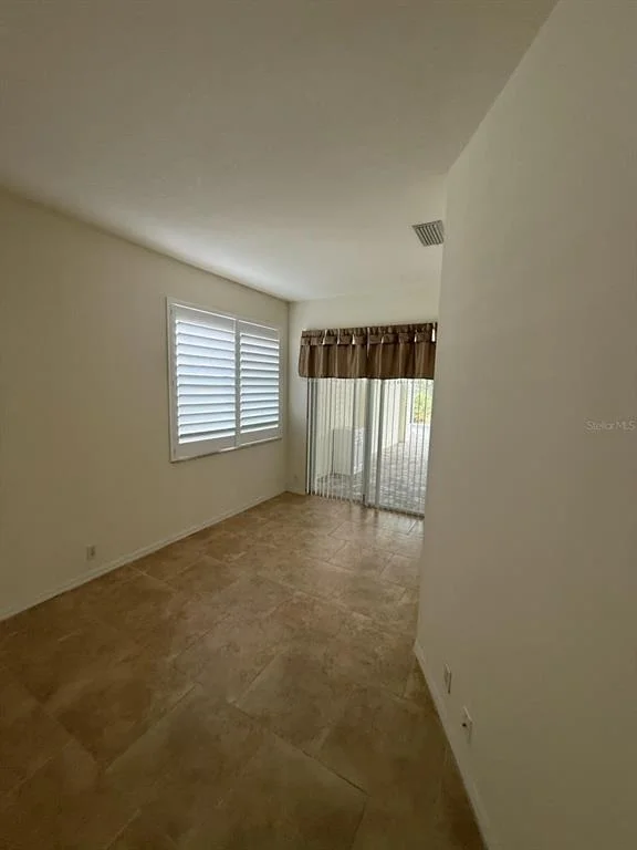 Photo of 4398 SUMMERTREE ROAD