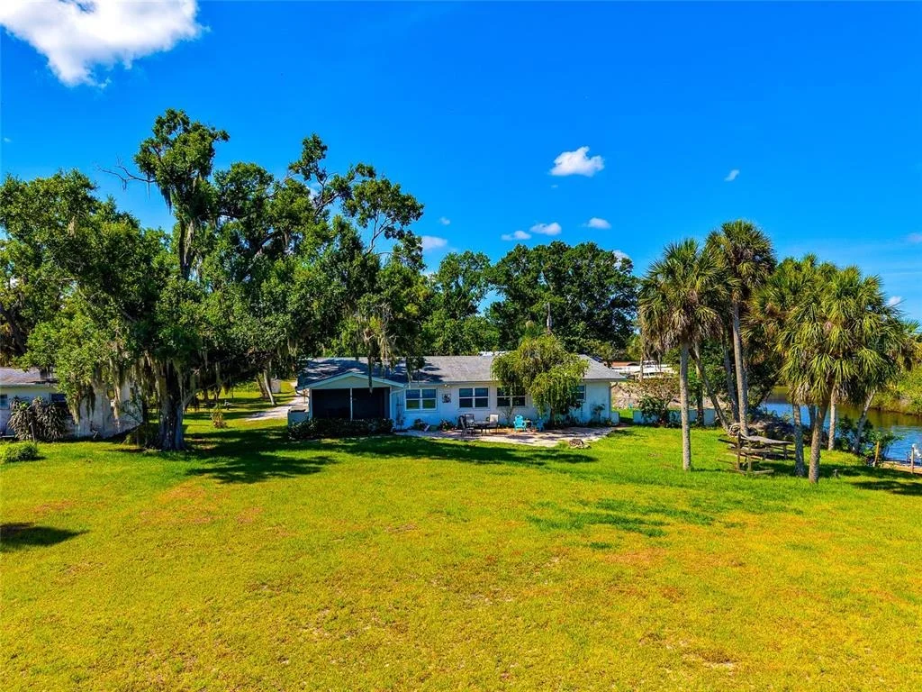 Photo of 11903 UPPER MANATEE RIVER ROAD