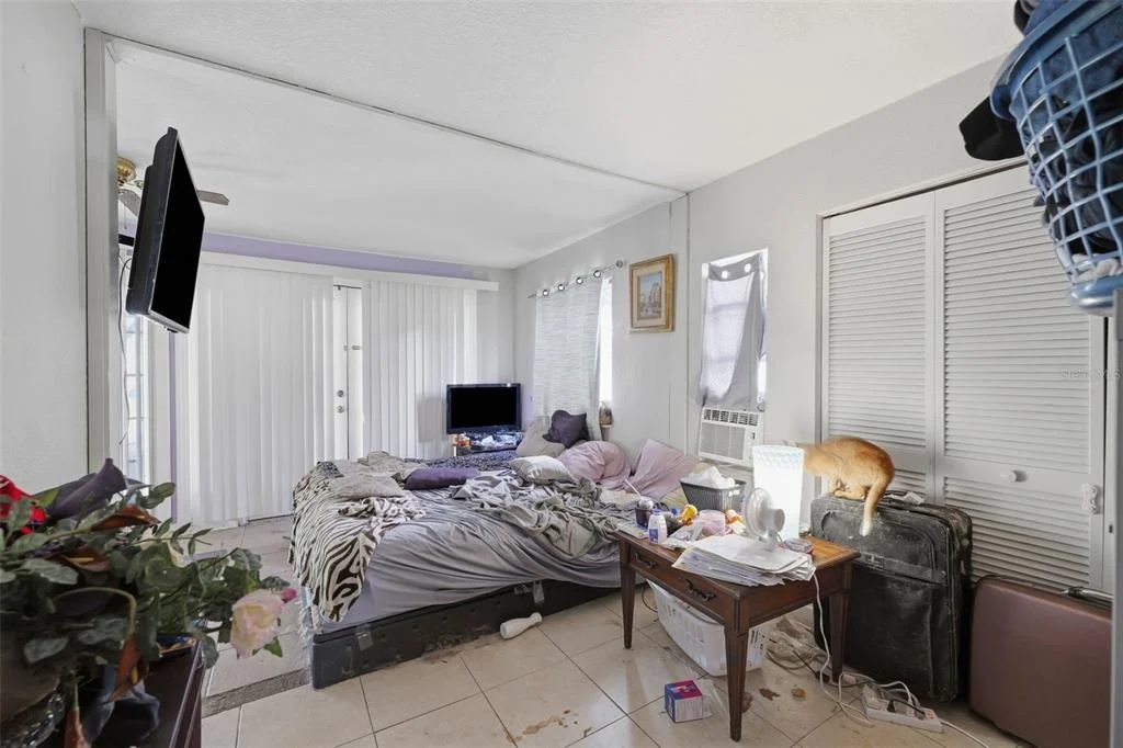 Photo of 15499 OAKCREST CIRCLE