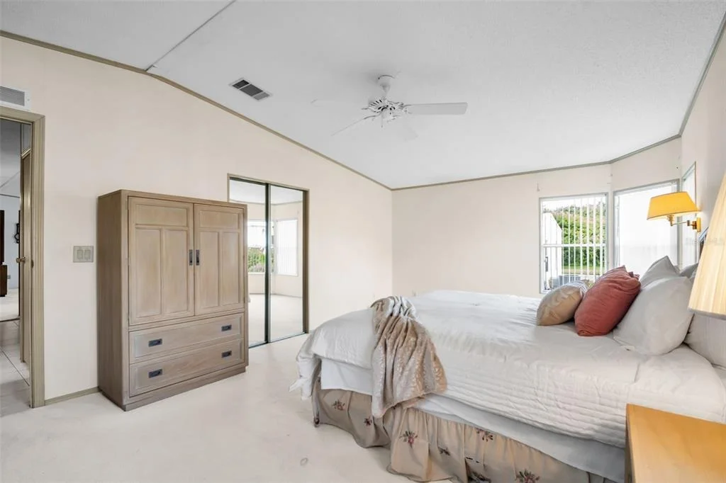 Photo of 428 PELICAN DRIVE S