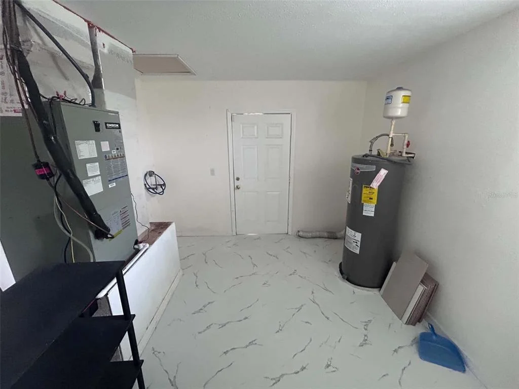 Photo of 815 JUNIPER LANE