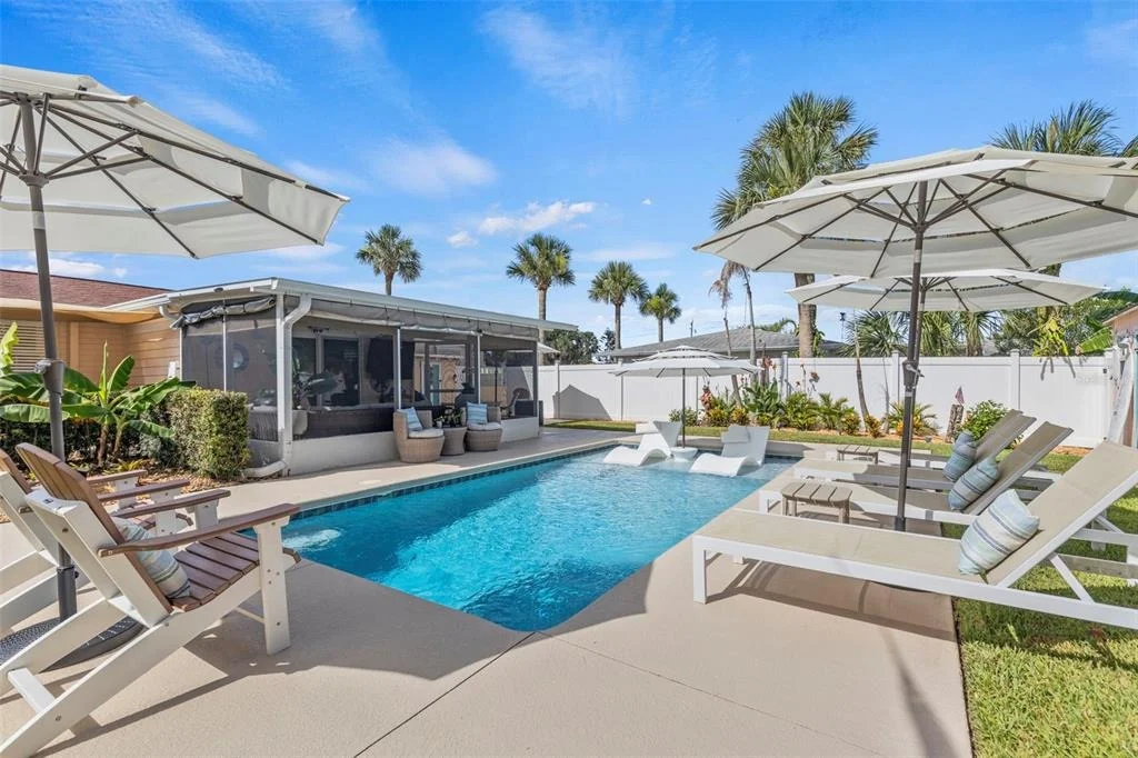Photo of 67 SEABREEZE DRIVE