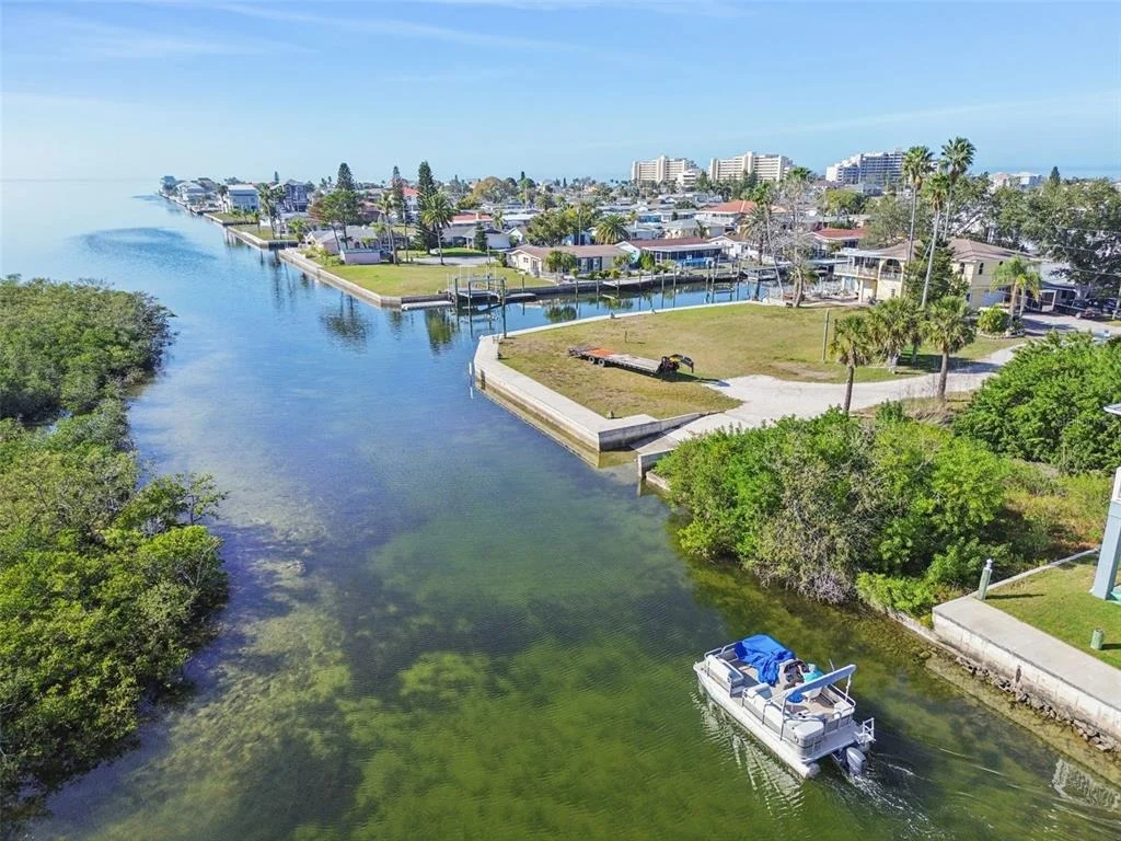 Photo of 6374 BOATYARD DRIVE