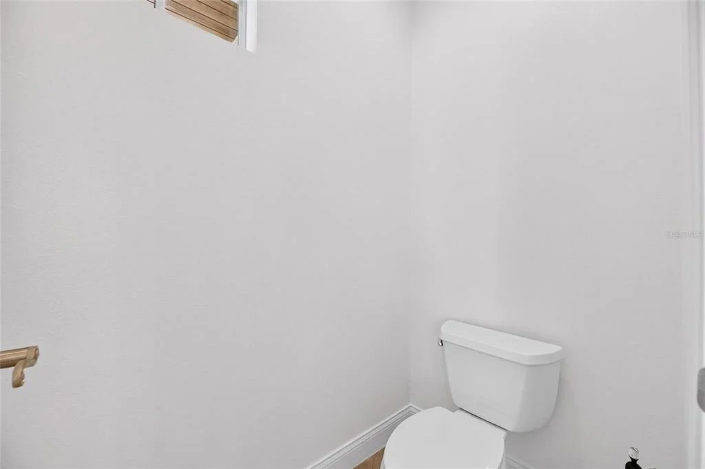 Photo of 824 ISLEBAY DRIVE