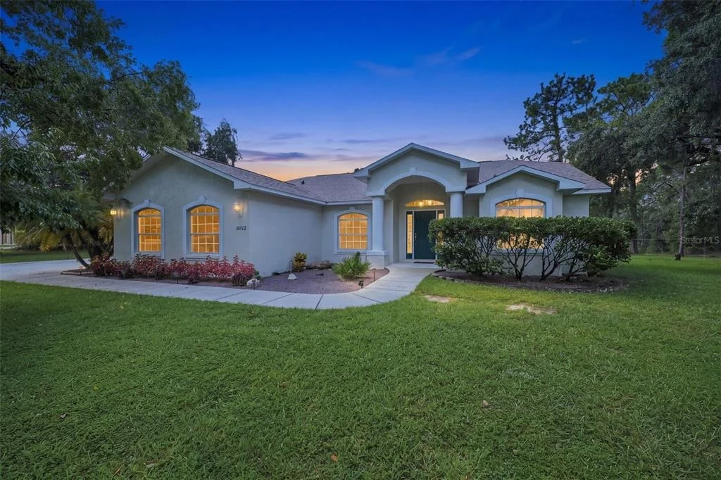 Photo of 16702 LEMANS DRIVE