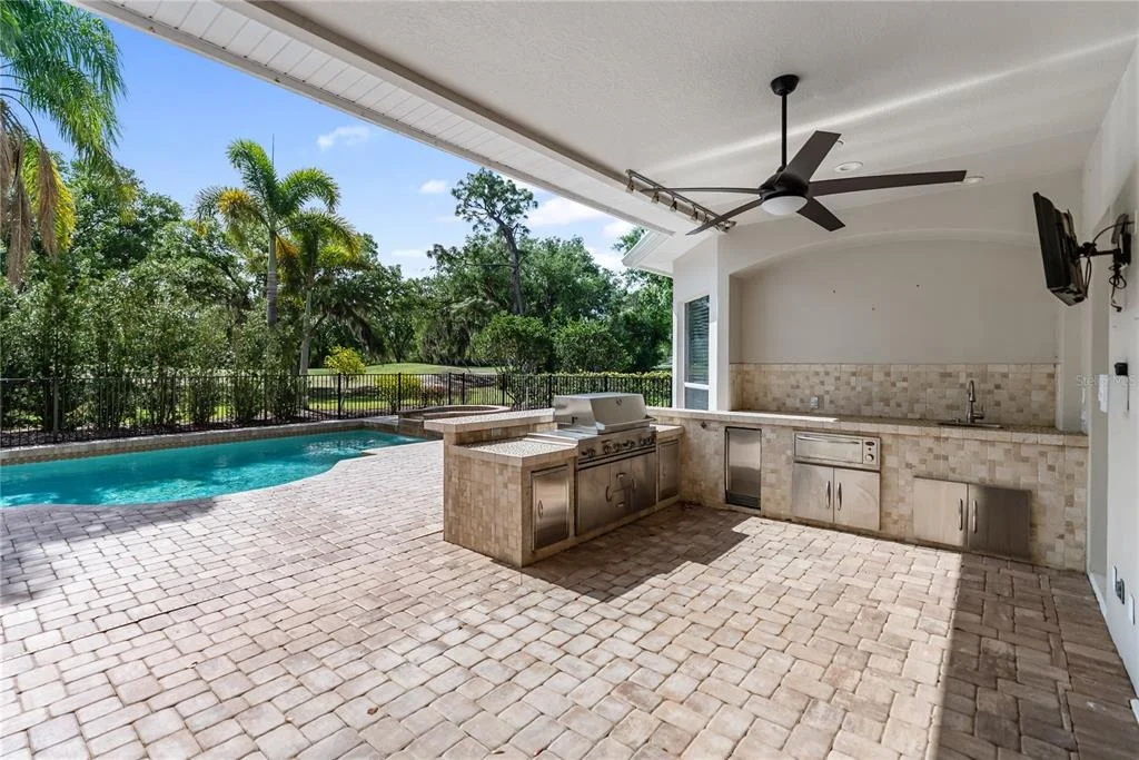 Photo of 6911 RIVERSEDGE STREET CIRCLE