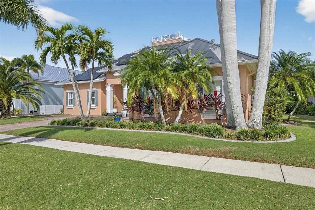Photo of 719 ISLEBAY DRIVE