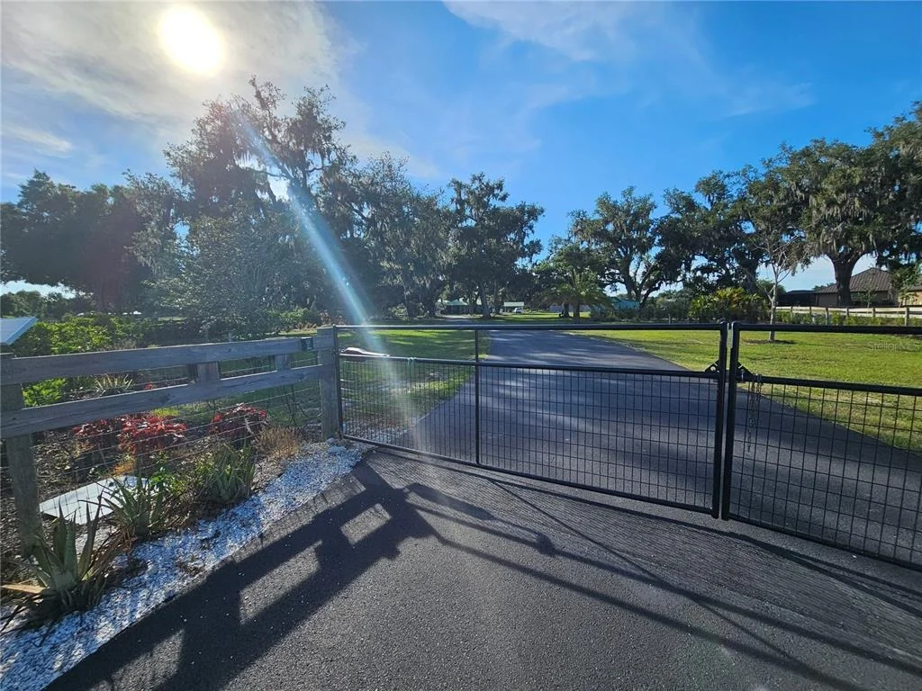 Photo of 5925 SPENCER PARRISH ROAD