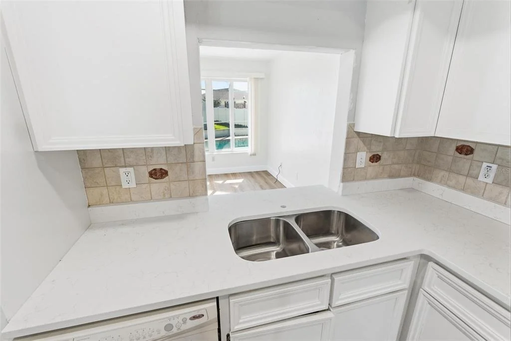 Photo of 33 E SEA HARBOR
