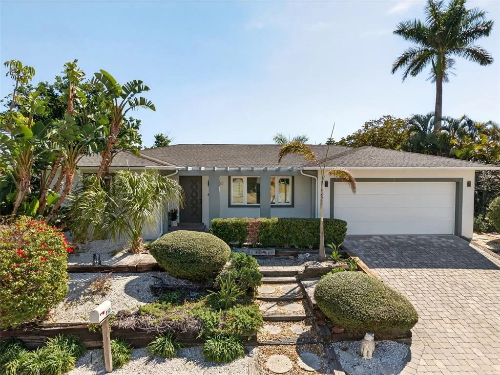 Photo of 550 DE NARVAEZ DRIVE