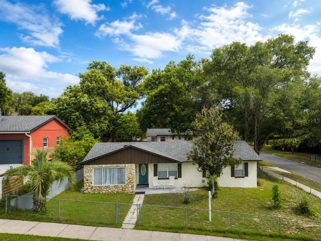 Photo of 290 HILLSIDE DRIVE