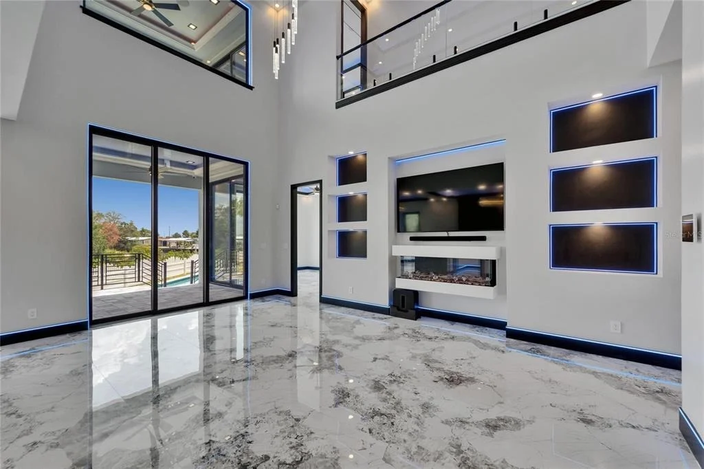 Photo of 6520 SIMONE SHORES CIRCLE