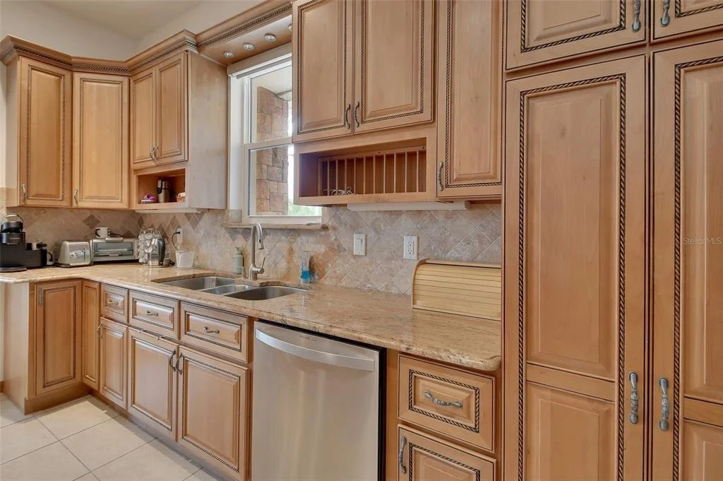Photo of 443 JUNIPER LANE