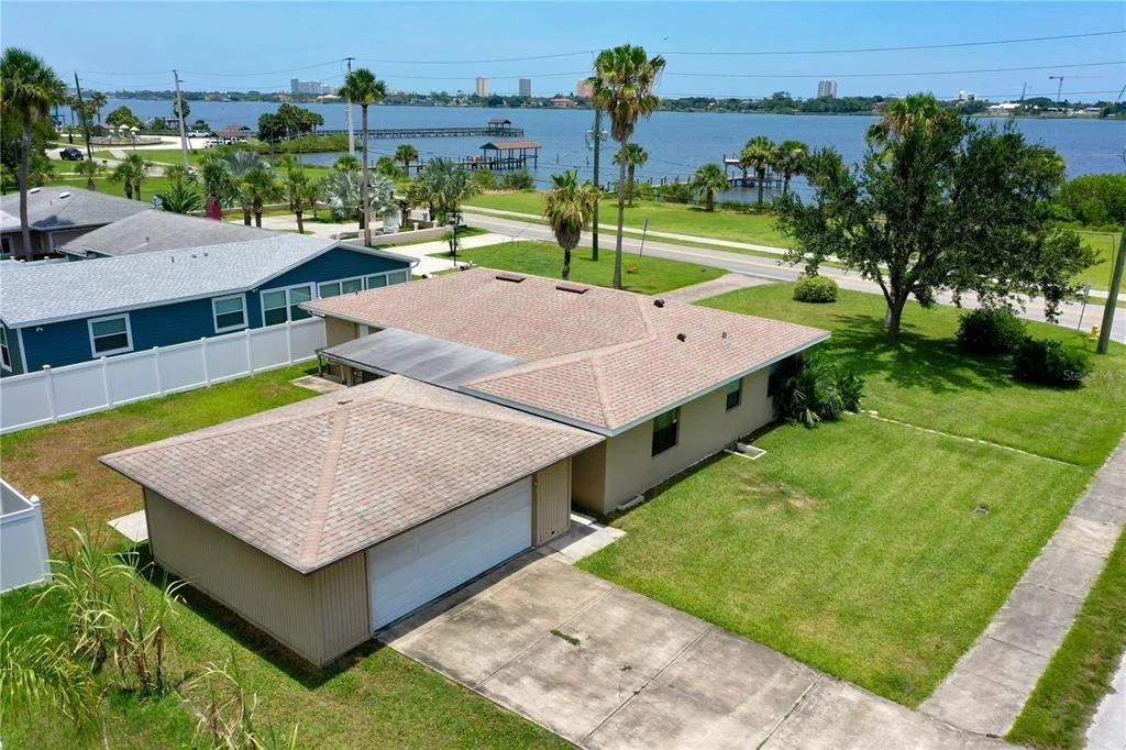 Photo of 504 RIVERSIDE DRIVE