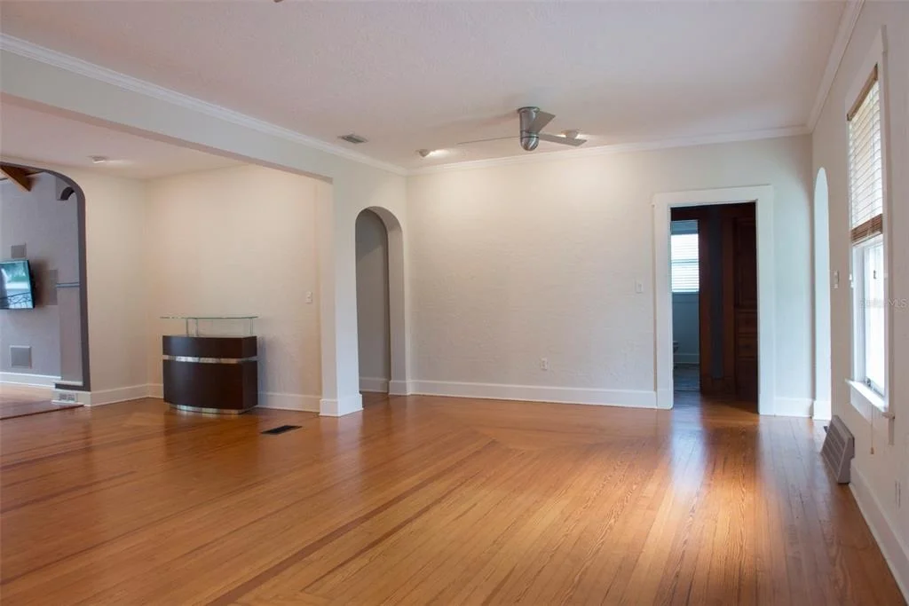 Photo of 1321 HEIM ROAD