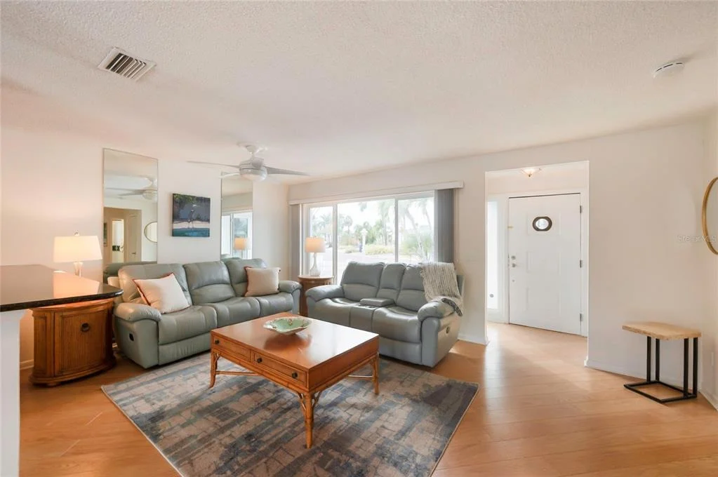 Photo of 4223 ROYAL PALM DRIVE