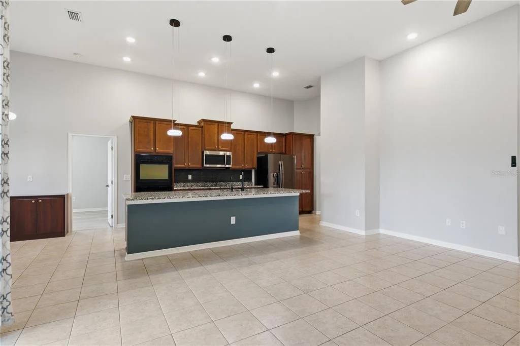 Photo of 6410 FALLING OAK TRAIL